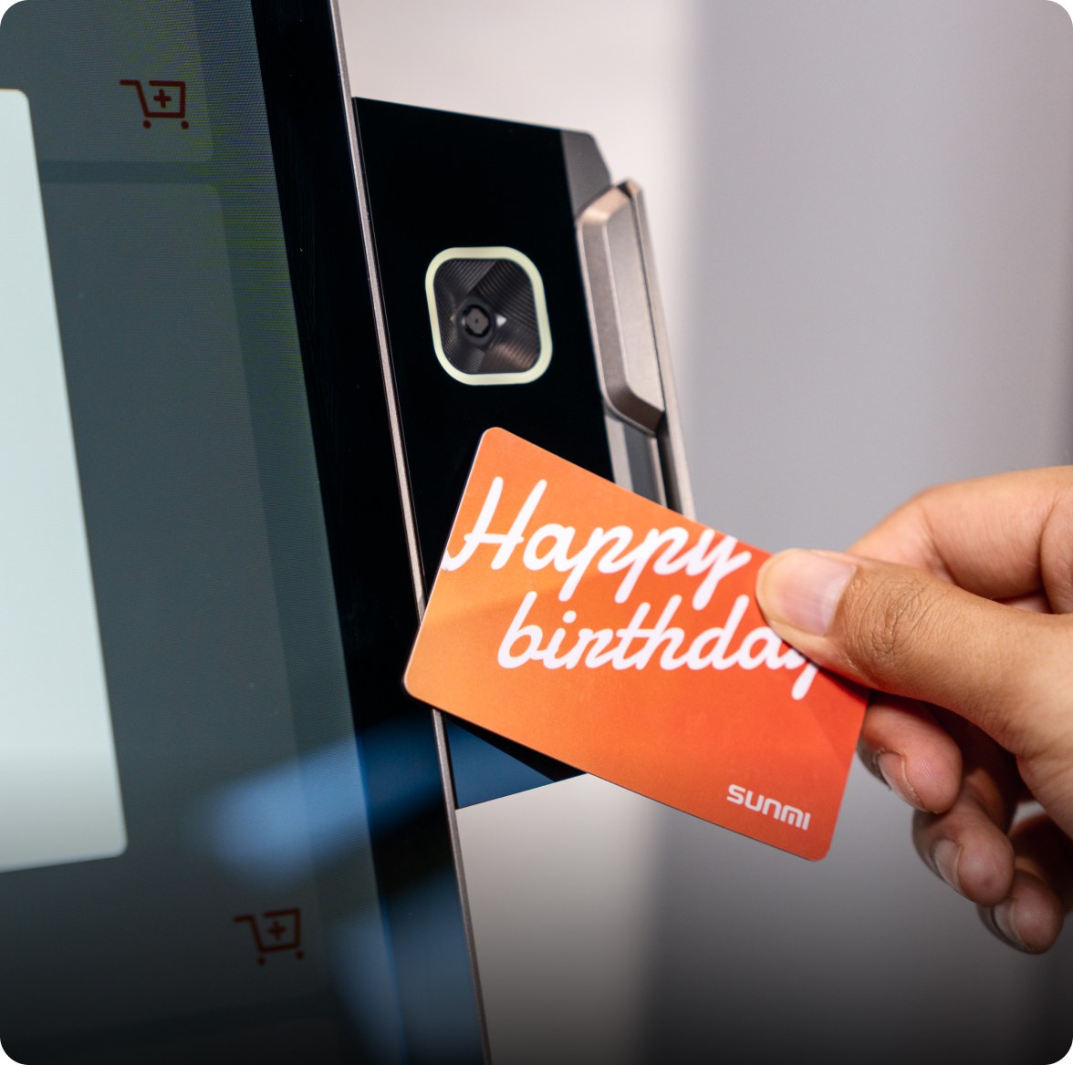 Customer tapping an NFC member card on the Sunmi Flex 3 side scanner module to pay
